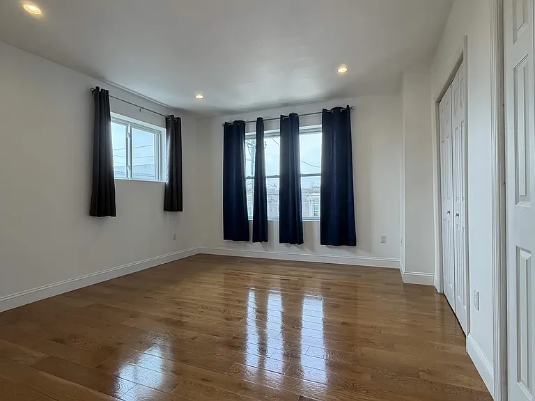 3463 Princeton Ave — Photo 5