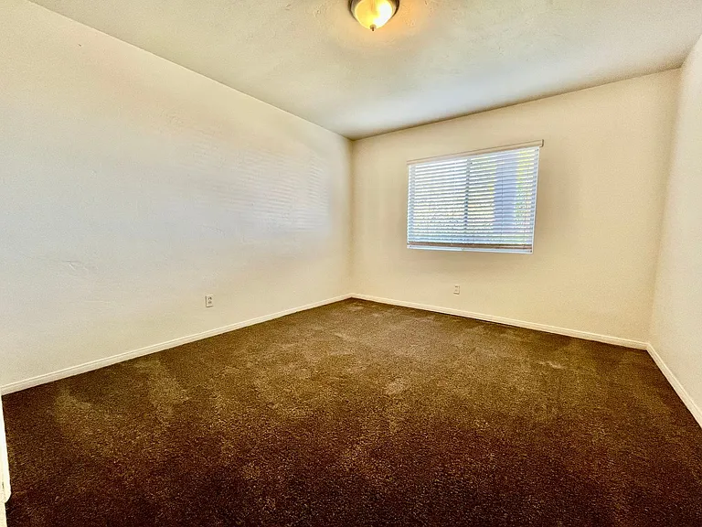 701 Nardo Rd — Photo 15