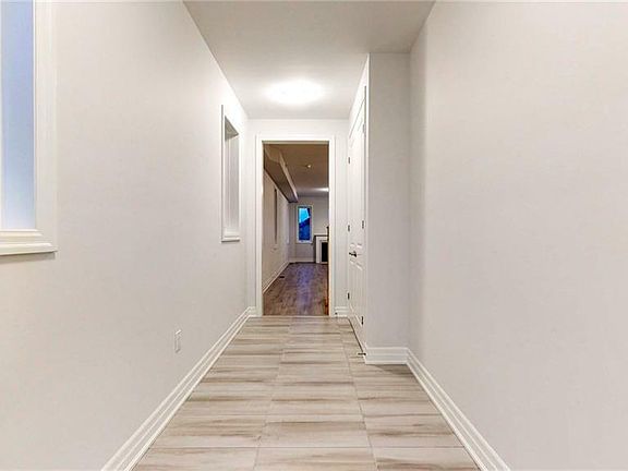 4th image of 37 Federica Cres