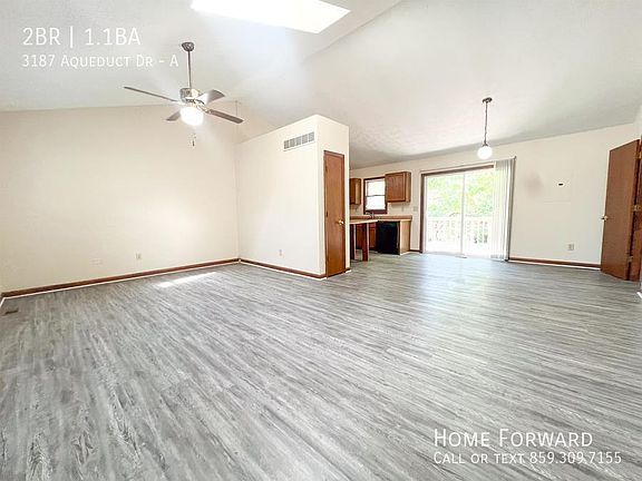 3rd image of 3187 Aqueduct Dr #A