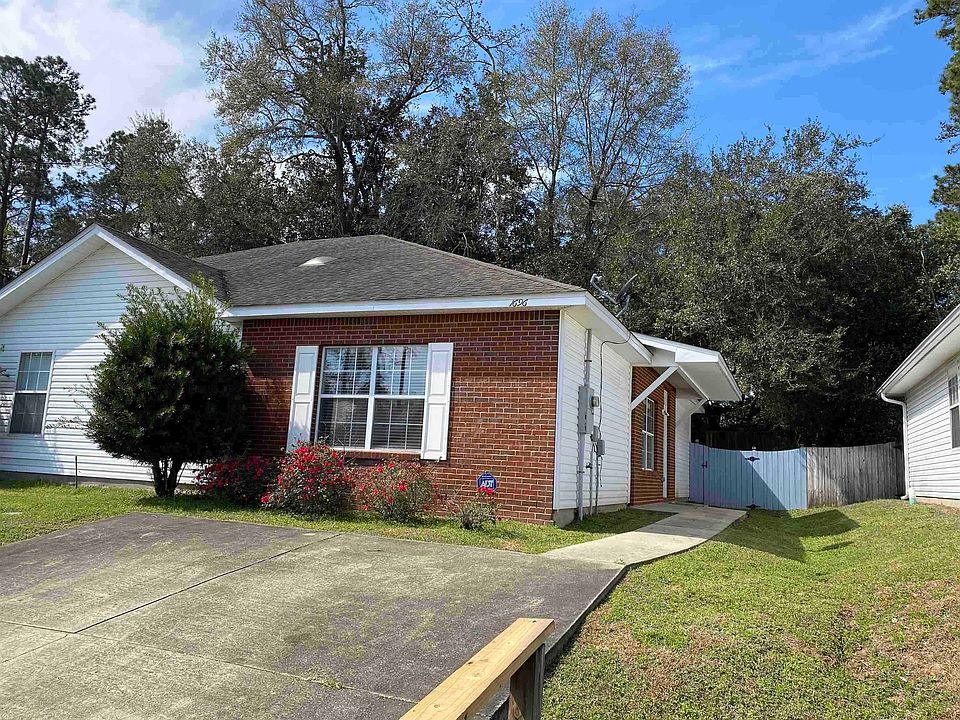 1st image of 1696 Corey Wood Cir