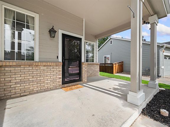 3rd image of 5227 Grosbeak Street