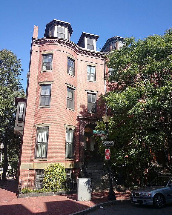 2nd image of 453 Shawmut Ave APT 1