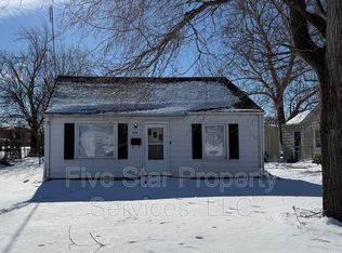 3036 Louise Ln, Springfield, IL 62702