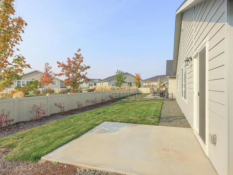 3421 W Charlene St — Photo 26