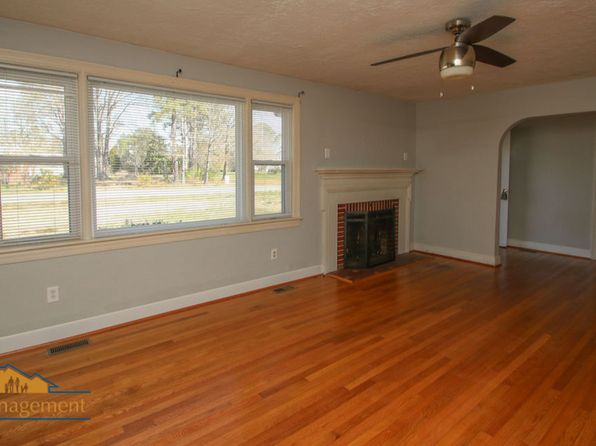 2506 Seaford Rd, Seaford, VA 23696
