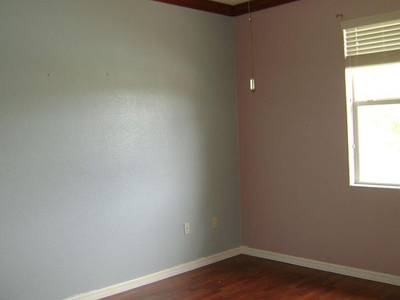 3rd image of 1374 Innsbruck Ct