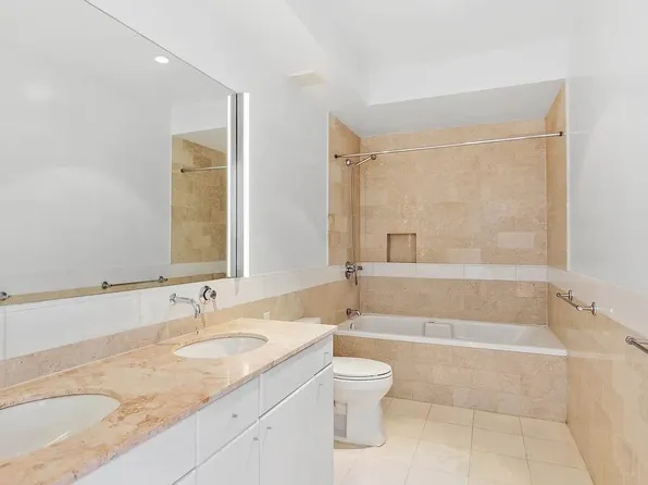 80 Franklin Street image 21 of 24