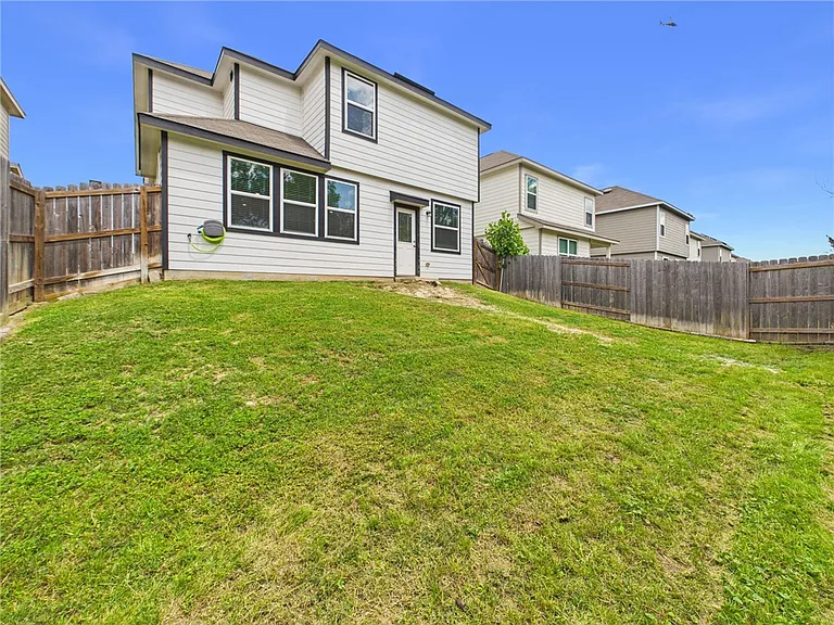 1425 Promise Ct — Photo 15