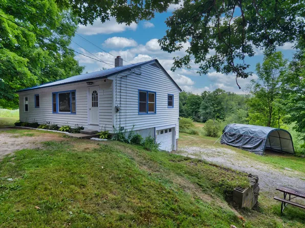 42 Old Turnpike Road, Danbury, NH 03230