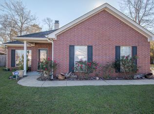 7302 Falcon Cir, Ocean Springs, MS 39564