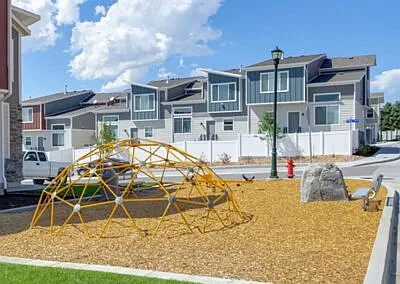 Diamond Ridge Townhomes — Photo 4