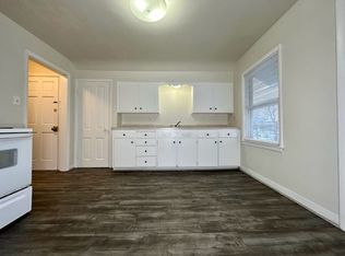 1017 N Webster Ave, Green Bay, WI 54302