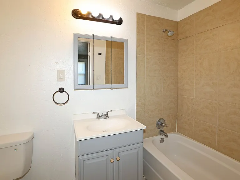 3905 S Tyler St — Photo 15