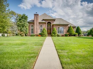 1001 Sussex Dr, Kingsport, TN 37660