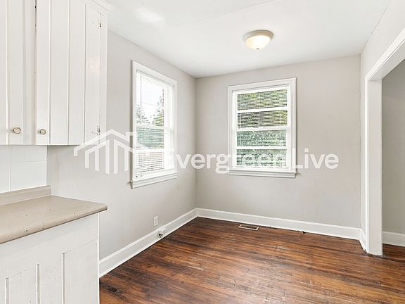4th image of 1505 Granby Rd