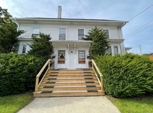 46B 6th St #B, Dover, NH 03820