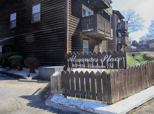 813 Alexander St, Statesville, NC 28677
