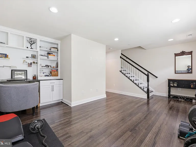 5060 Judicial Way — Photo 5