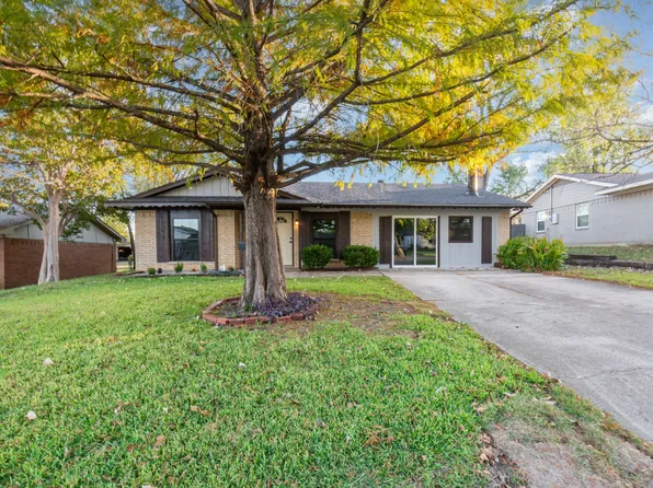 2420 Candleberry Dr, Mesquite, TX 75149