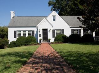 800 1st Ave, Farmville, VA 23901