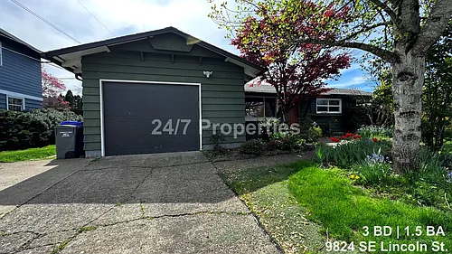 9824 SE Lincoln St Photo 1