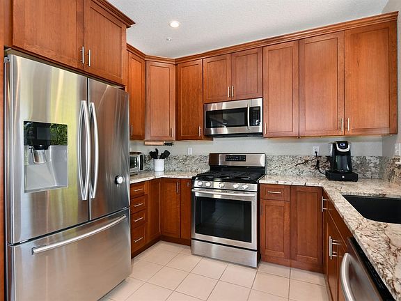 2nd image of 287 Red Mountain Dr