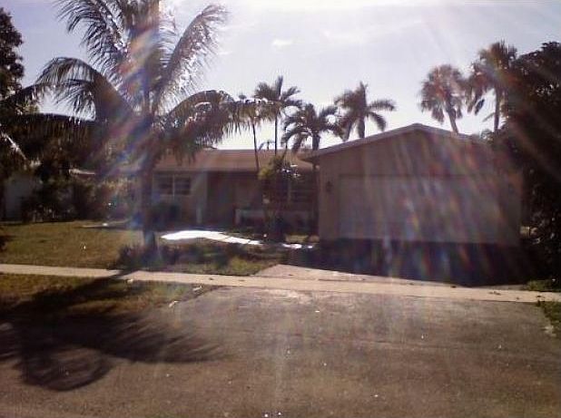 2nd image of 1303 Interlachen