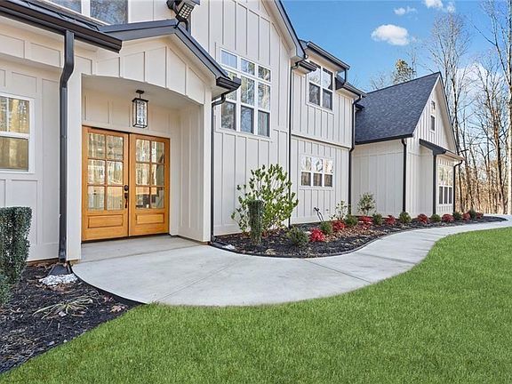 5th image of 5567 Tyree Rd