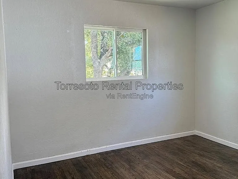 152 Shadwell Dr #D — Photo 10