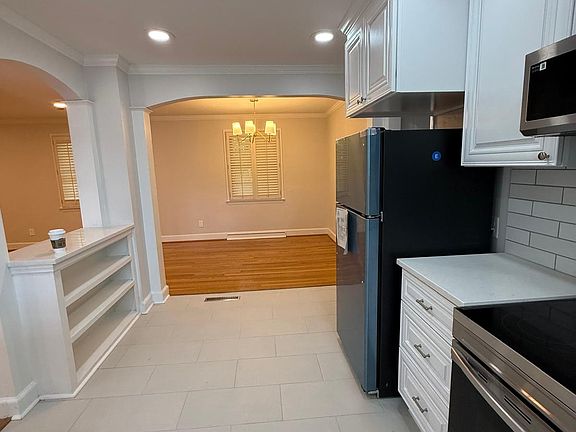 Kitchen to Dining Room