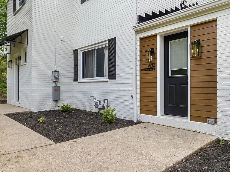 624 Orchard Hill Dr — Photo 43