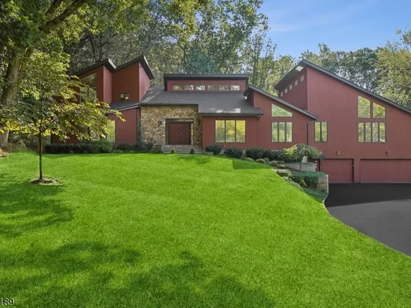 11 Timber Ridge Dr, Warren Twp., NJ 07059