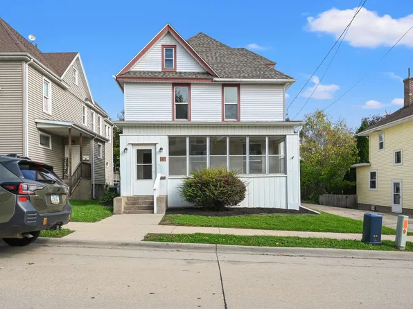 774 Alta Vista St, Dubuque, IA 52001