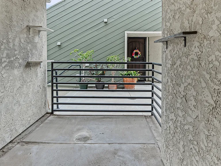2257 Worden St #3 — Photo 13