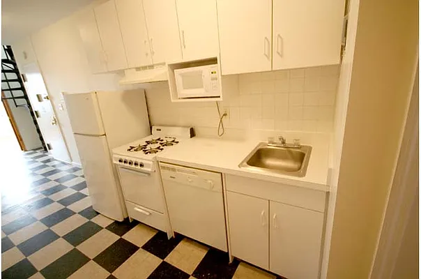 Rented by MetroNest | media 34