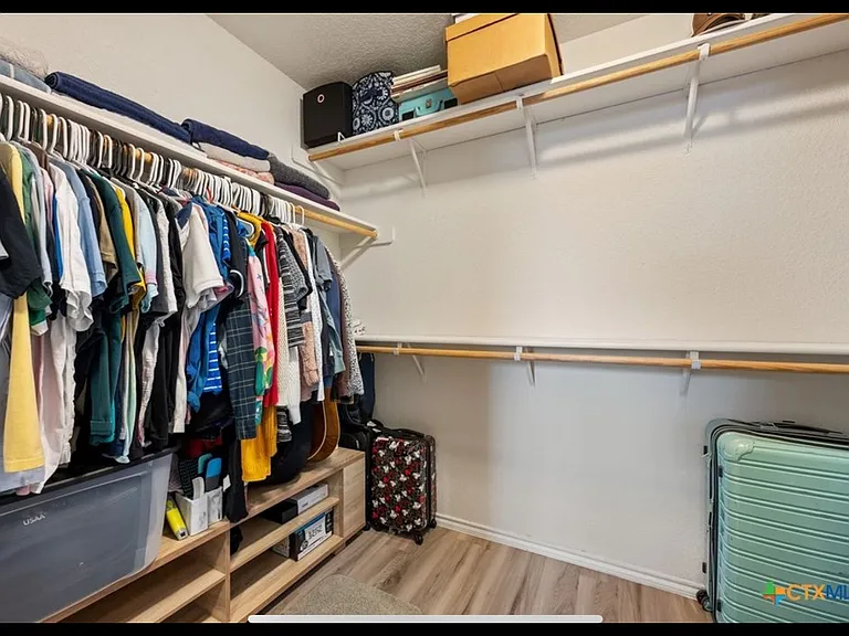 3810 Clementine Dr — Photo 16