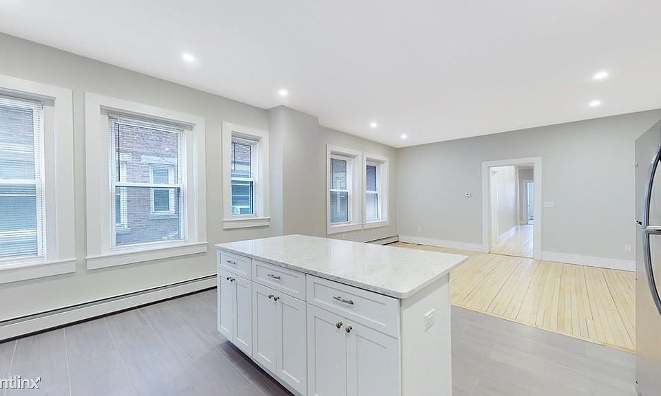 1284 Commonwealth Ave. #1 Boston (Allston) Unit Photo 3