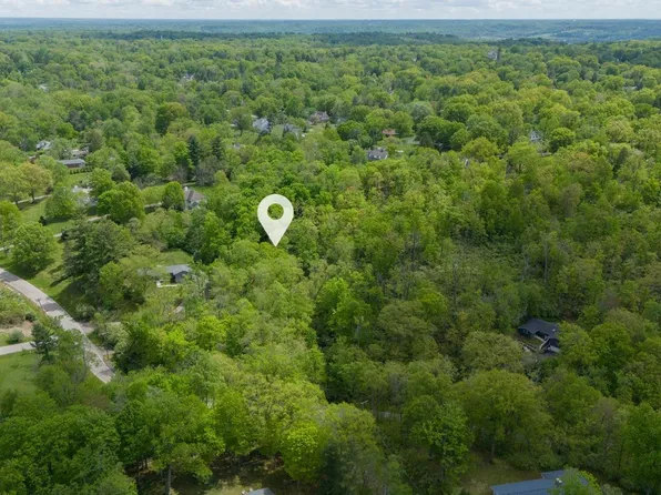 7335 Demar Rd, Indian Hill, OH 45243