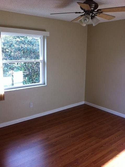 2nd image of 408 13th Ave N APT B