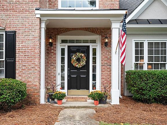 5th image of 2045 McLain Rd NW