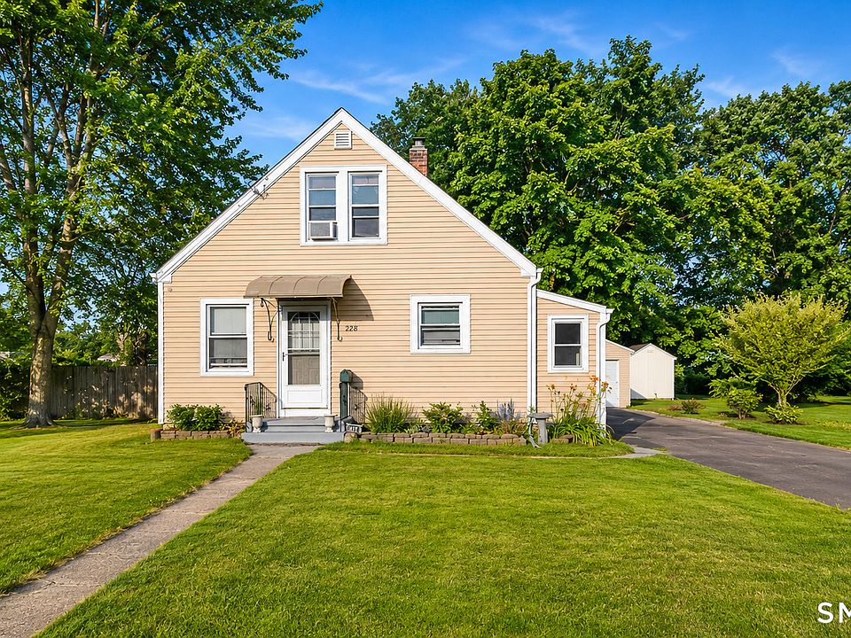 1st image of 228 Douglas Drive