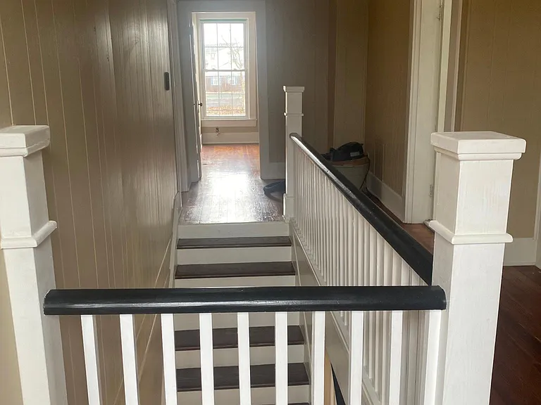 598 Hillcrest St — Photo 18