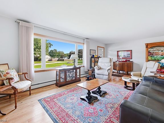 4th image of 3861 Timber Ln
