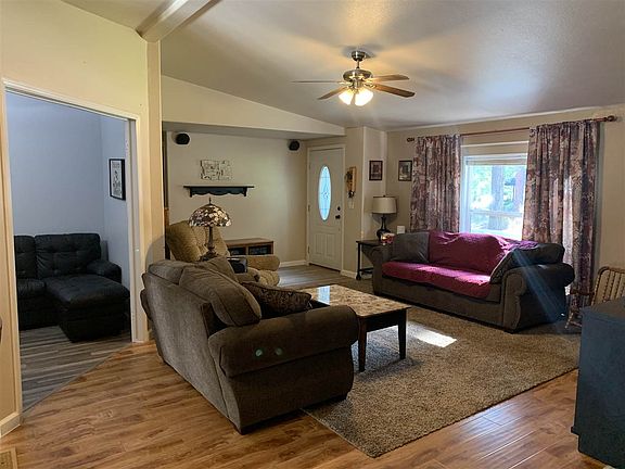5th image of 463-600 Fern Way