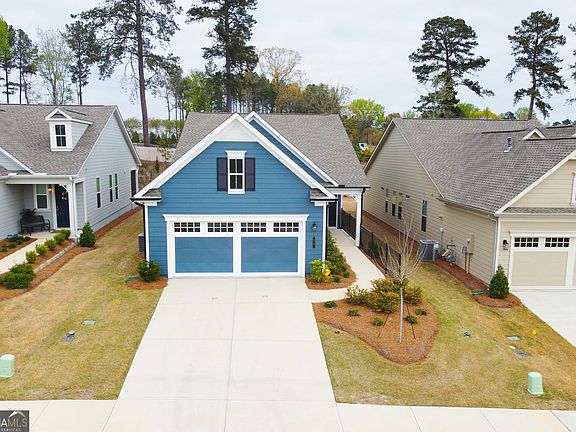 2nd image of 30 Geneva Way