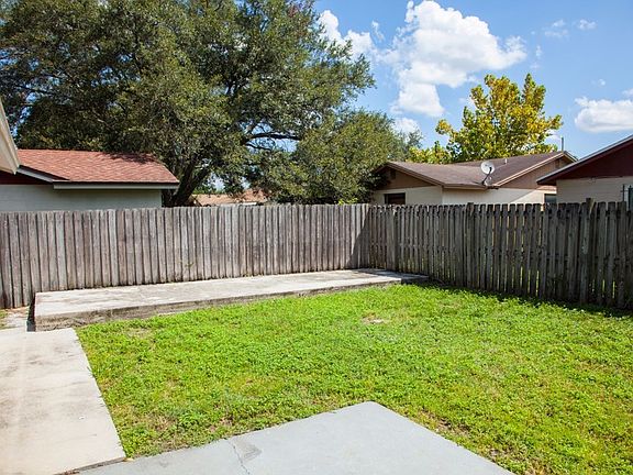 3rd image of 9508 Brayfield Ct