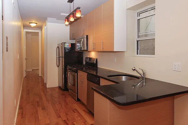 Rented by Nooklyn NYC LLC | media 67