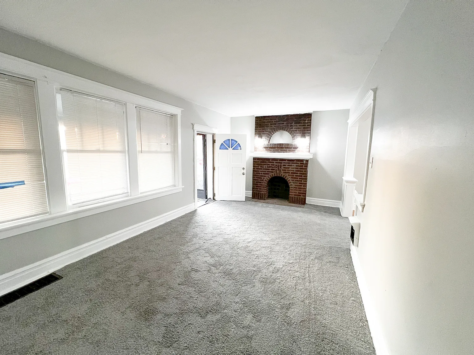 4289 San Francisco Ave photo 1