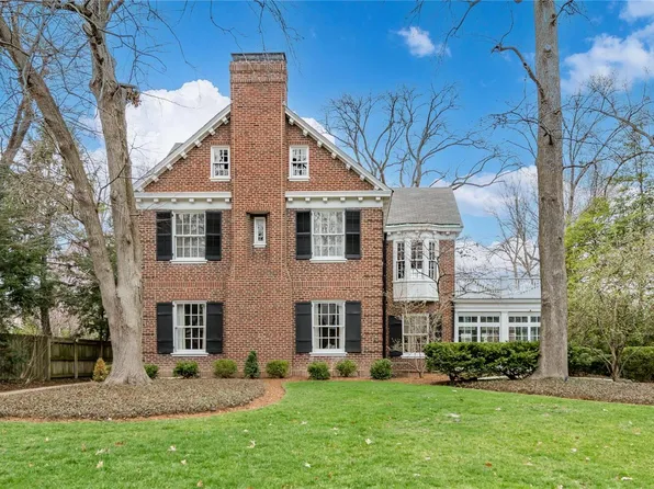 6349 Ellenwood Ave, Saint Louis, MO 63105